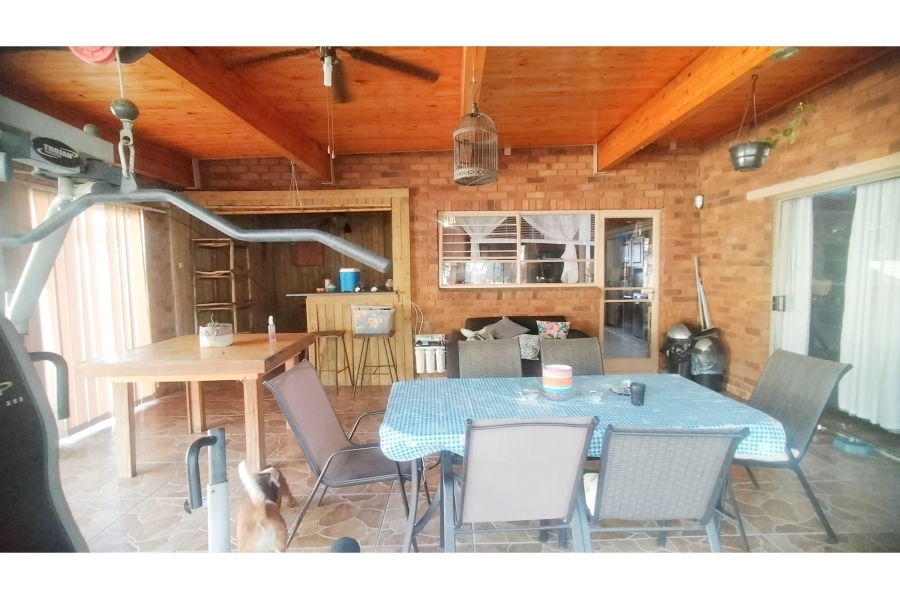 5 Bedroom Property for Sale in Elandsrand North West